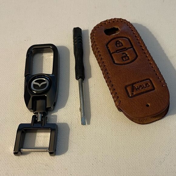 Mazda Key Fob Keychain in metal & Fob Case Cover in Brown Leather NWT - Picture 2 of 9